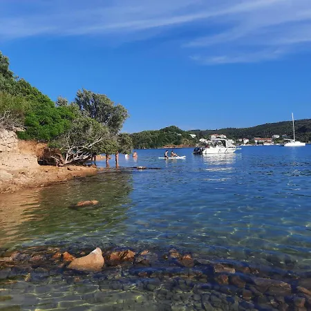 Marovito Supetarska Draga