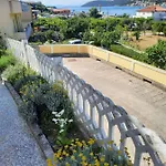 Apartment Marovito